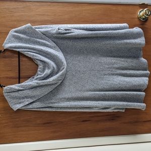 Scoop neck sweater